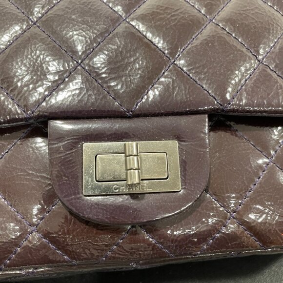Chanel 2.55 226 Reissue Deep Purple Leather Flap Bag Gunmetal Hardware (121172) - Picture 4 of 14